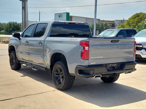 Used 2025 Chevrolet Silverado 1500 Custom Trail Boss AWD/4WD image 4