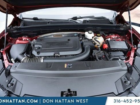 Used 2023 Buick Envision Essence image 41