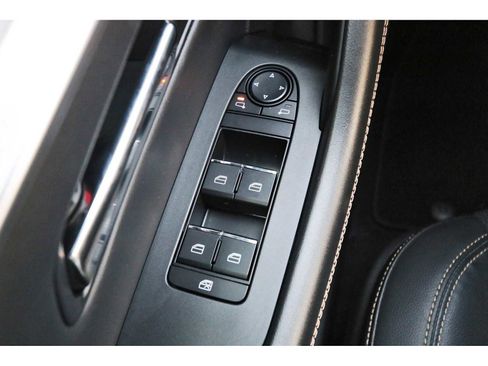 Certified 2025 MAZDA CX-90 3.3 Turbo w/ Preferred Package image 21