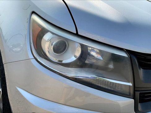 Used 2017 Chevrolet Colorado Z71 AWD/4WD image 27