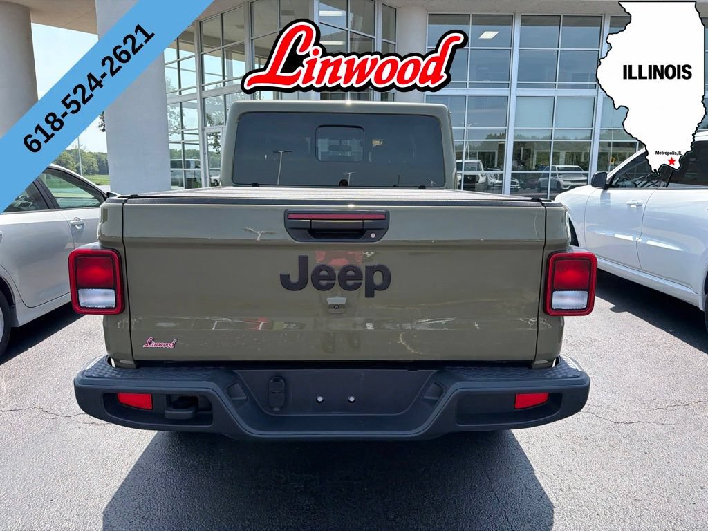 Used 2025 Jeep Gladiator Sport AWD/4WD image 5