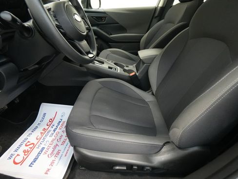 Used 2025 Subaru Crosstrek 2.5i Premium image 15