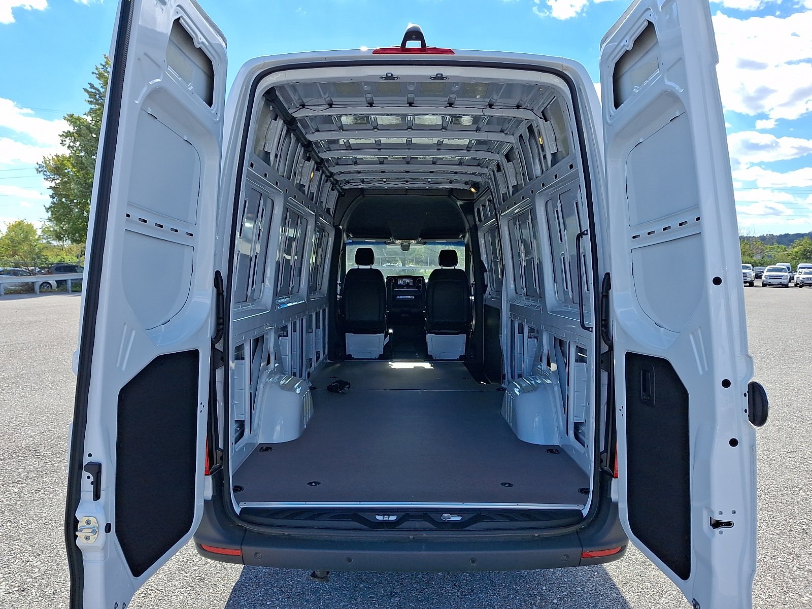 New 2026 Mercedes-Benz Sprinter 2500 image 8
