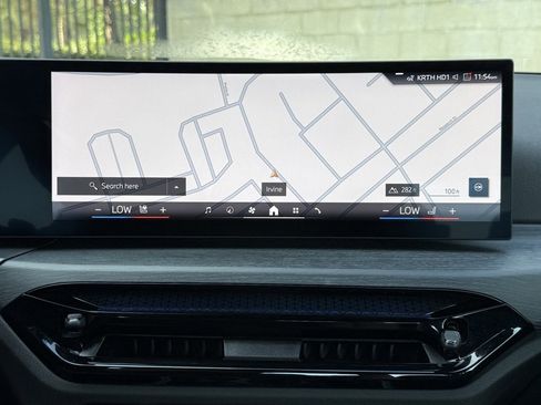 Used 2025 BMW 330i Sedan w/ Convenience Package image 27