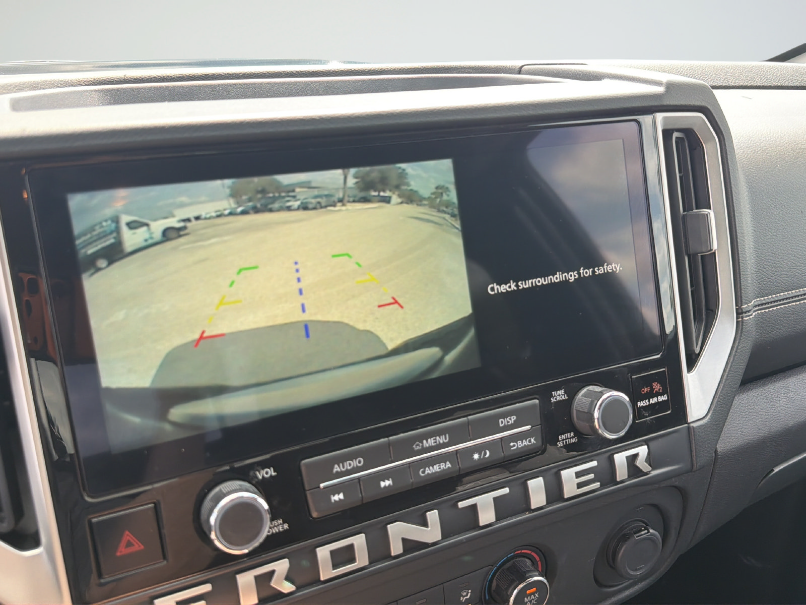 Certified 2025 Nissan Frontier SV RWD image 24