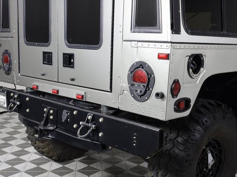 Used 1998 HUMMER H1 Wagon image 33