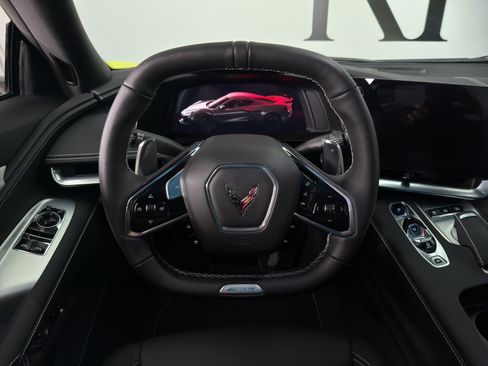 Used 2023 Chevrolet Corvette Z06 RWD image 27