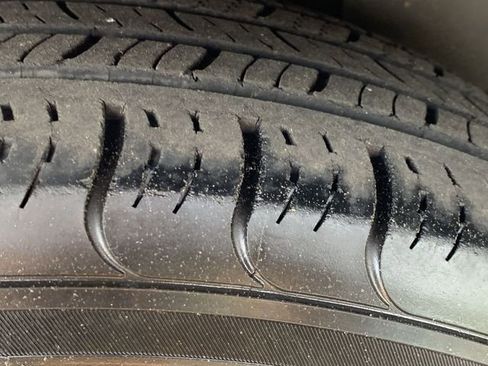 Used 2003 Buick Century Custom image 30