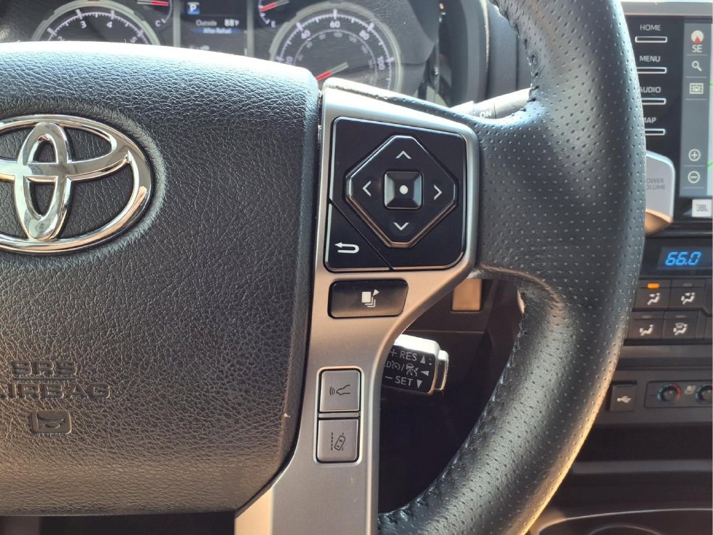 Used 2022 Toyota 4Runner Limited AWD/4WD image 14