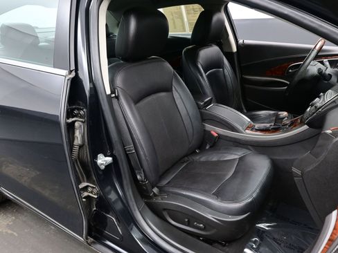 Used 2012 Buick LaCrosse Touring image 11