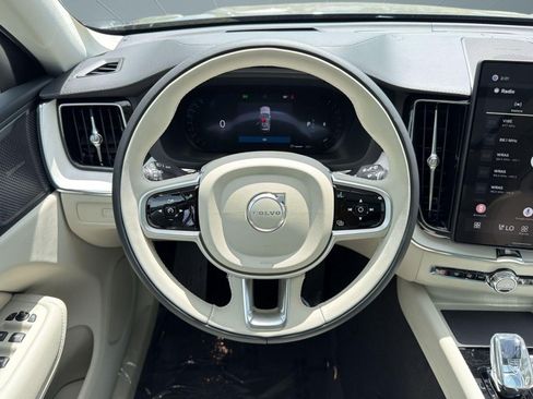 New 2026 Volvo XC60 B5 Ultra w/ Protection Package Premier AWD/4WD image 26