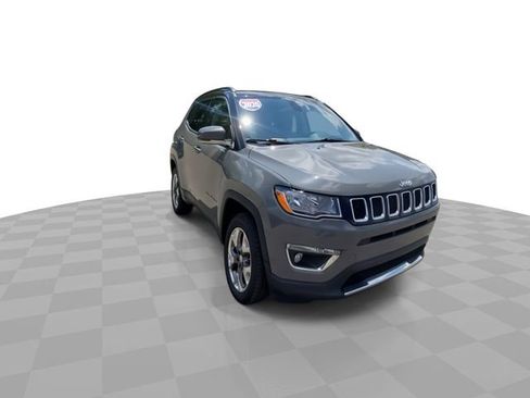 Used 2020 Jeep Compass Limited AWD/4WD image 4
