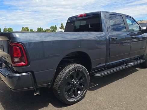 Used 2025 RAM 2500 Big Horn AWD/4WD image 4