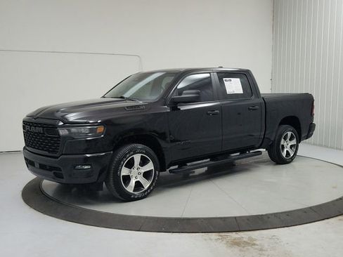 Used 2025 RAM 1500 Tradesman AWD/4WD image 3