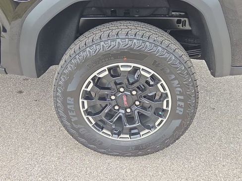 New 2026 GMC Canyon AT4 image 7