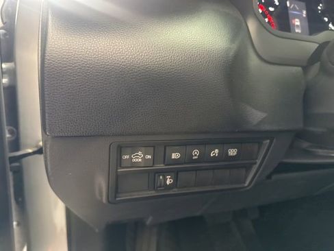 Used 2022 Toyota Tundra SR5 RWD image 18