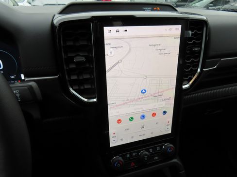 New 2025 Ford Ranger Lariat w/ FX4 Off-Road Package image 10