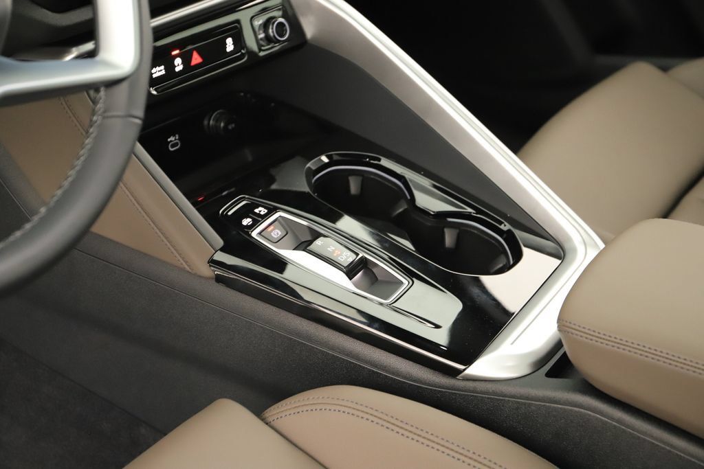 New 2026 Audi Q5 Premium Plus AWD/4WD image 17