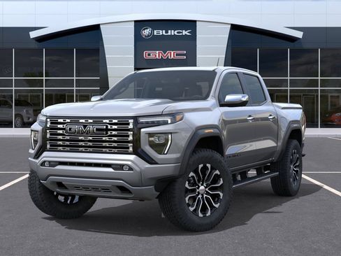 New 2026 GMC Canyon Denali w/ LPO, Black Badging Package AWD/4WD image 7