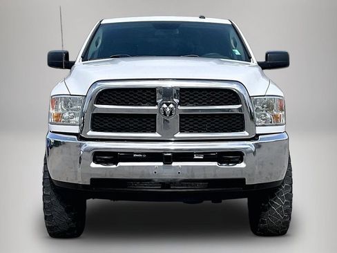 Used 2014 RAM 2500 Tradesman w/ Chrome Appearance Group AWD/4WD image 3