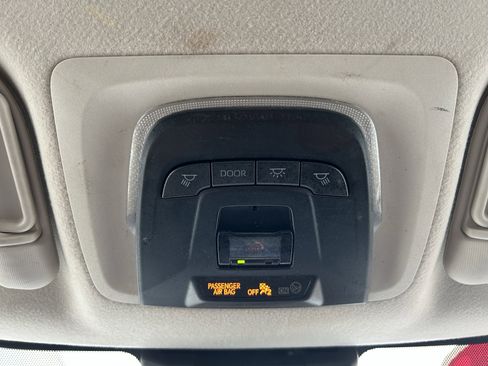 Certified 2023 Toyota Corolla LE image 33