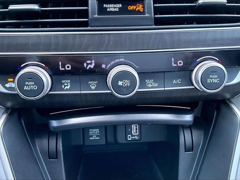 Used 2018 Honda Accord EX-L image 33
