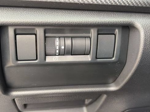 Used 2025 Subaru Crosstrek 2.5i Sport AWD/4WD image 21