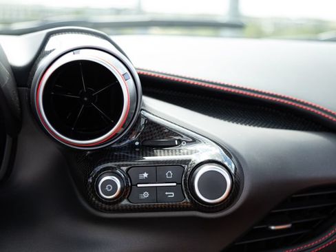 Used 2023 Ferrari F8 Tributo RWD image 45