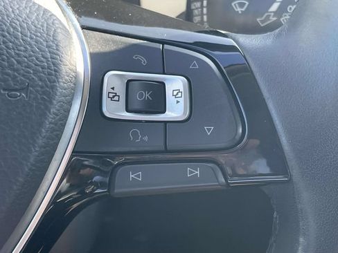 Used 2018 Volkswagen Atlas SE FWD image 24