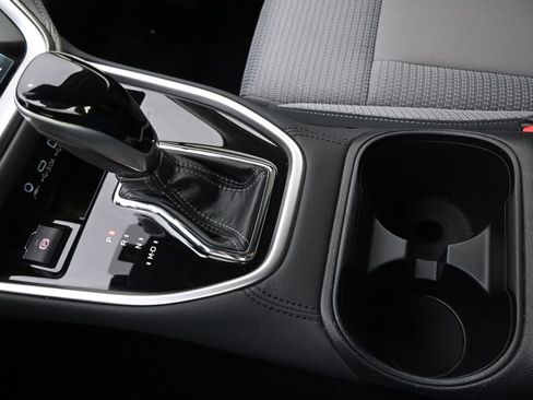 Used 2024 Subaru Outback Premium image 29