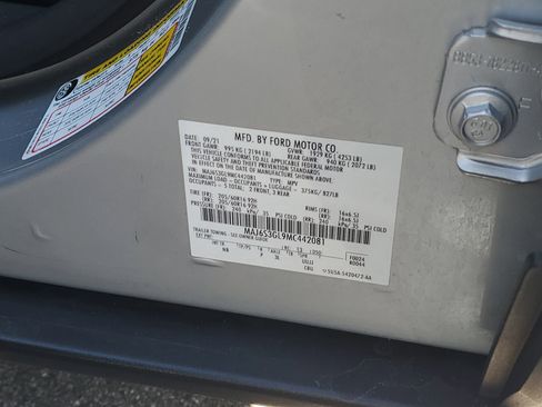 Used 2021 Ford EcoSport SE image 11