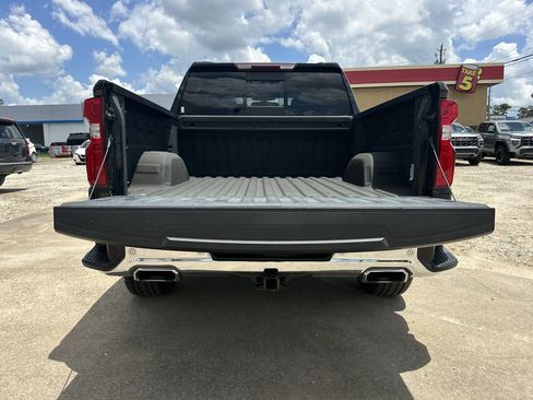 Certified 2021 Chevrolet Silverado 1500 LTZ w/ Z71 Off-Road Package AWD/4WD image 19