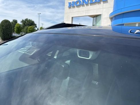 Used 2019 Subaru Outback 3.6R Limited AWD/4WD image 18