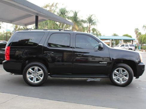 Used 2013 GMC Yukon SLT AWD/4WD image 6