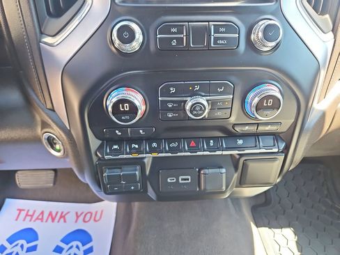 Used 2020 GMC Sierra 1500 SLE w/ Driver Alert Package II AWD/4WD image 18
