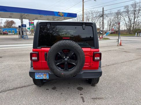 Used 2021 Jeep Wrangler Unlimited Sport image 5