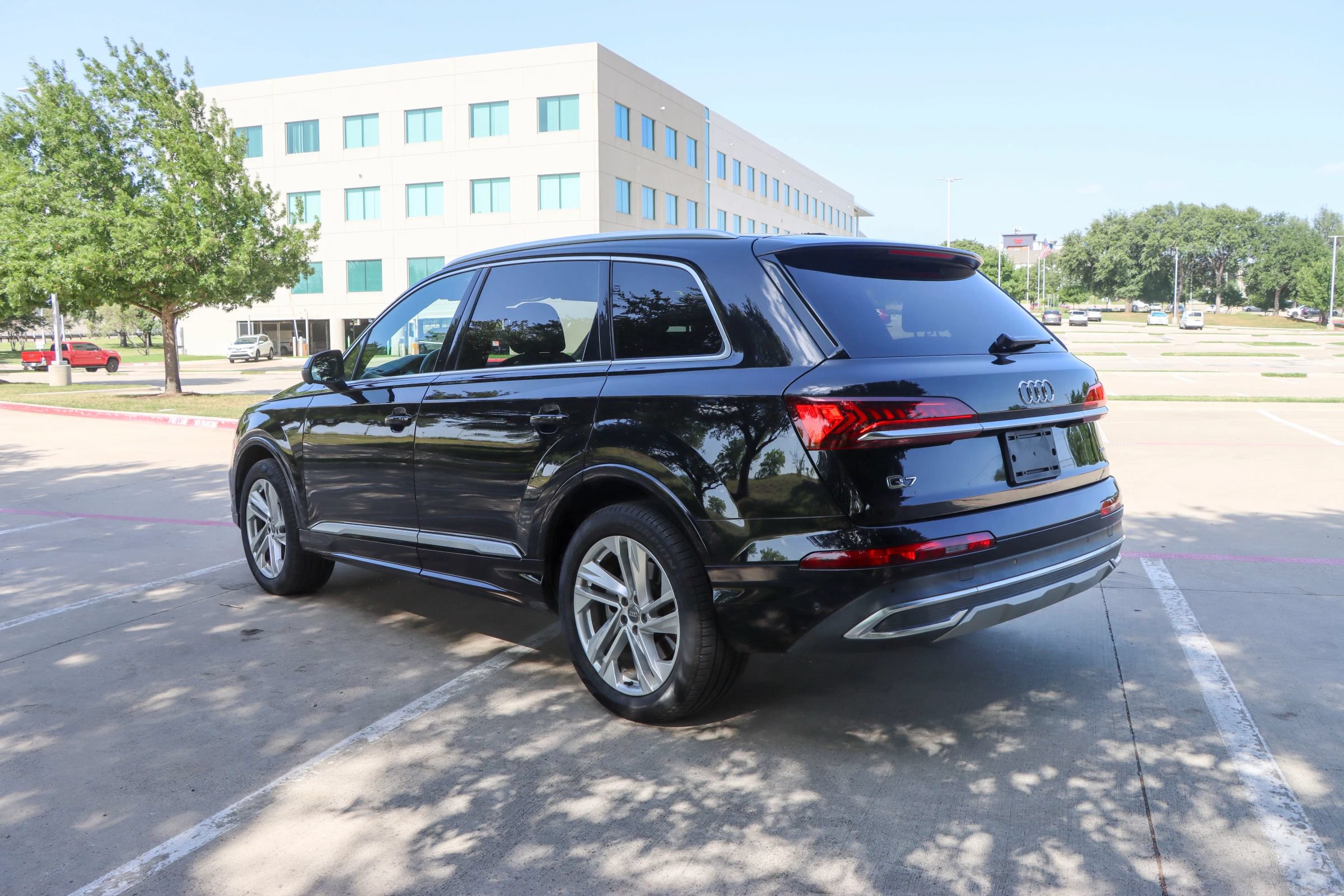 Used 2021 Audi Q7 3.0T Premium Plus AWD/4WD image 5