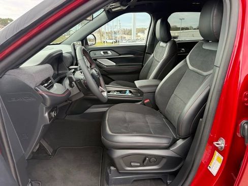 Used 2025 Ford Explorer ST w/ Sun And Sound Package image 21