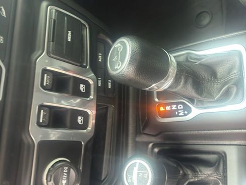 Used 2018 Jeep Wrangler Sport image 13