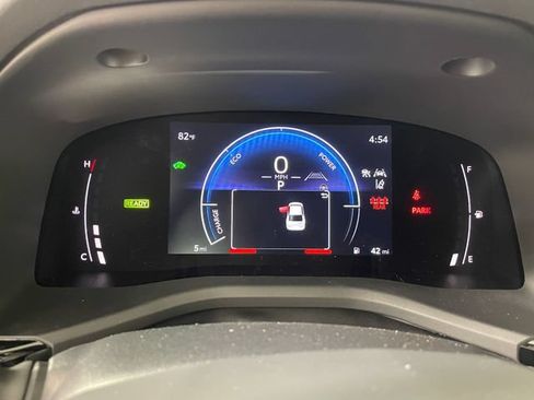 New 2026 Toyota Camry Hybrid AWD/4WD image 3