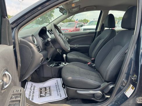 Used 2015 Nissan Versa SV FWD image 15
