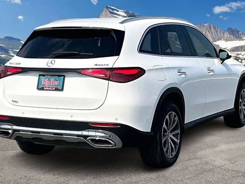 Used 2024 Mercedes-Benz GLC 300 4MATIC image 2