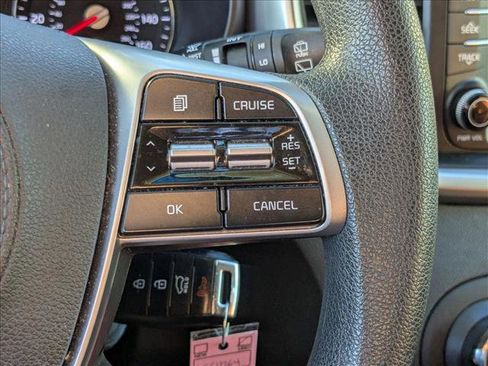 Used 2019 Kia Sorento L image 5