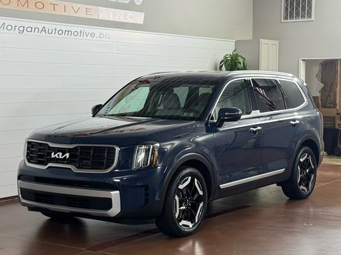 Used 2023 Kia Telluride S image 7