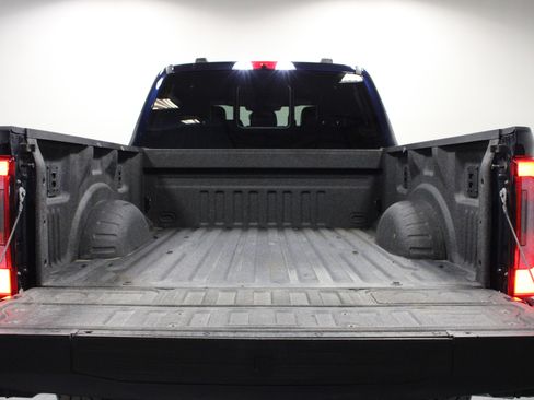 Used 2025 Ford F250 Platinum image 14