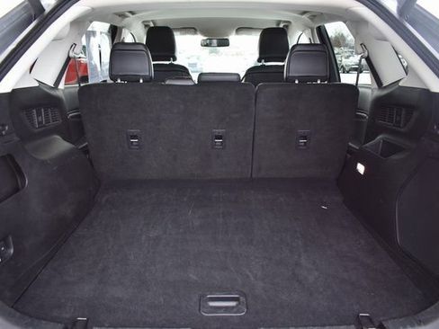 Used 2024 Ford Edge Titanium image 38