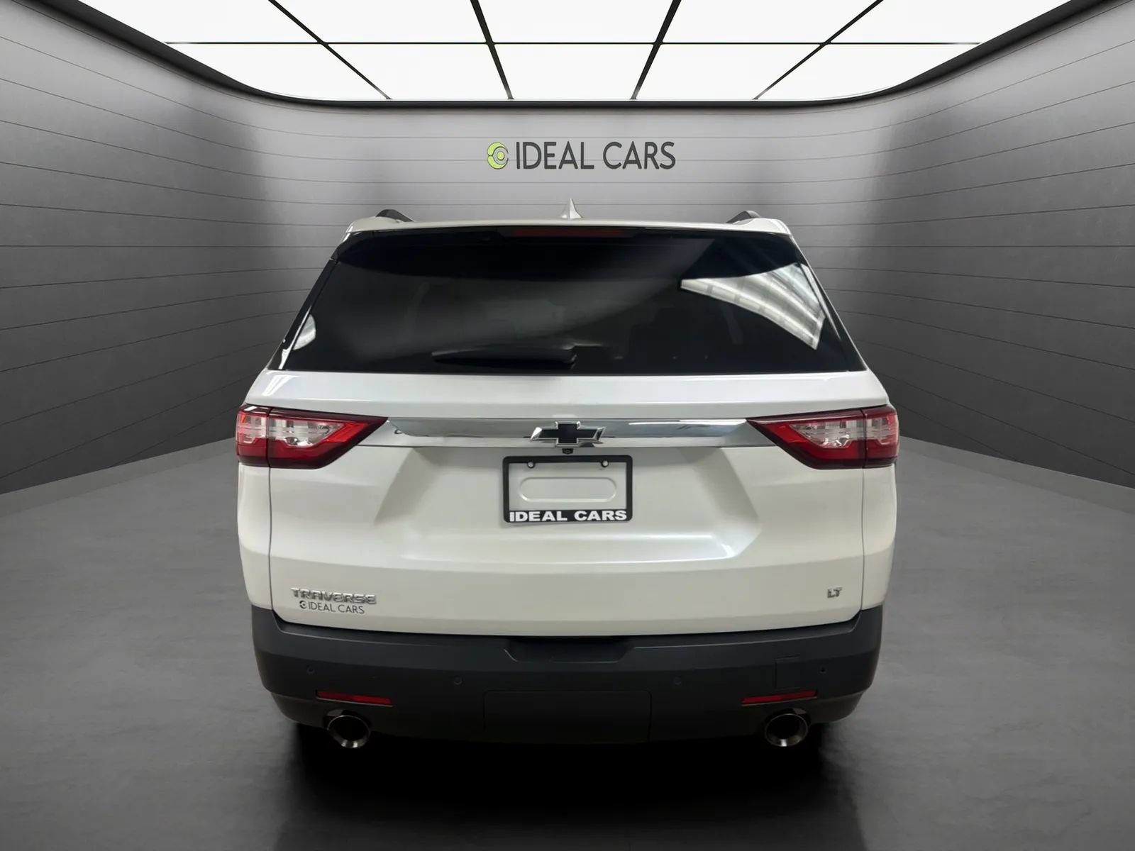 Used 2019 Chevrolet Traverse LT FWD image 6