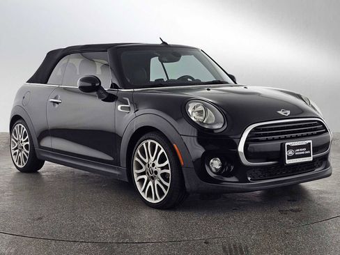 Used 2017 MINI Cooper Convertible image 7