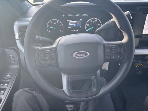 Used 2025 Ford F350 XL w/ XL Chrome Package image 18