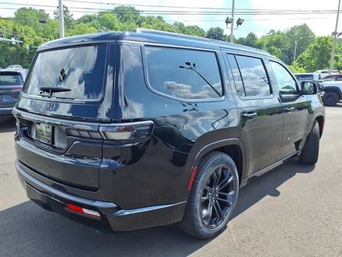New 2026 Jeep Grand Wagoneer Summit AWD/4WD image 3